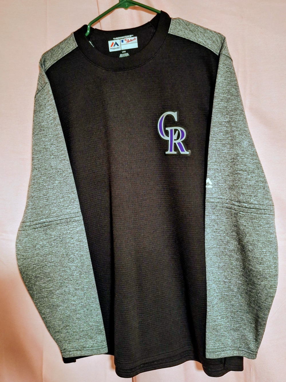 MLB Men's Black & Gray Long Sleeve Jersey